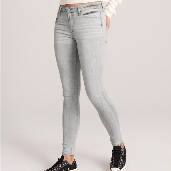 NWT Abercombie and Fitch Harper Jean - Picture 2 of 6